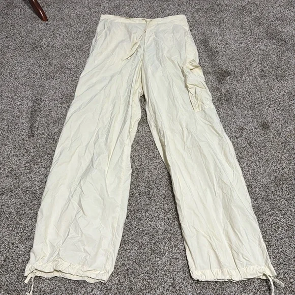 DONNI. Women's Nylon Cargo Pants Size S In Cream - Picture 4 of 13